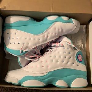 Jordan 13 retro white soar green pink